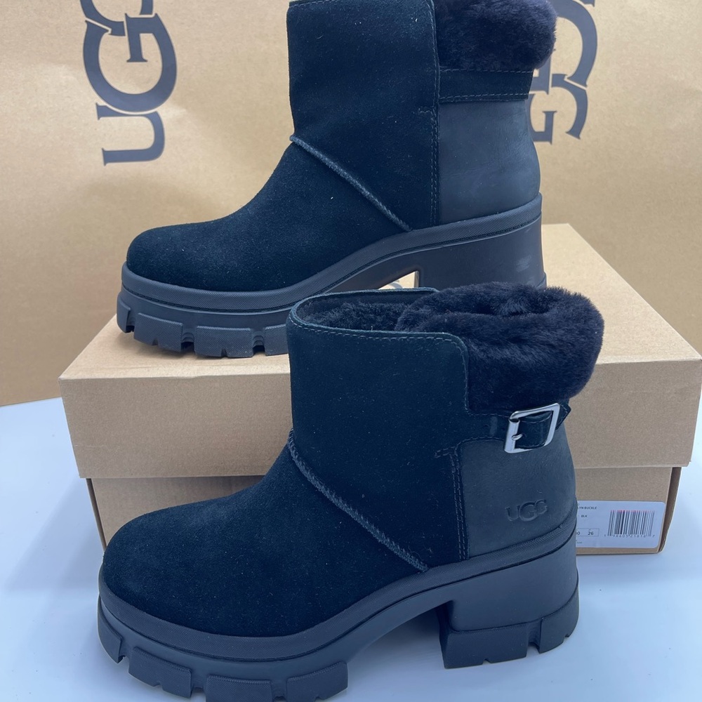 UGG Women's
W/ 1174490
W BROOKLYN BUCKLE PLATFORM HIGH HEELS BOOTS BLACK - Picture 14 of 16